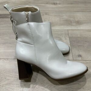 LifeStride Women’s Foxy Ankle Boots with Block Heel